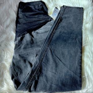 Brand new maternity jeans .